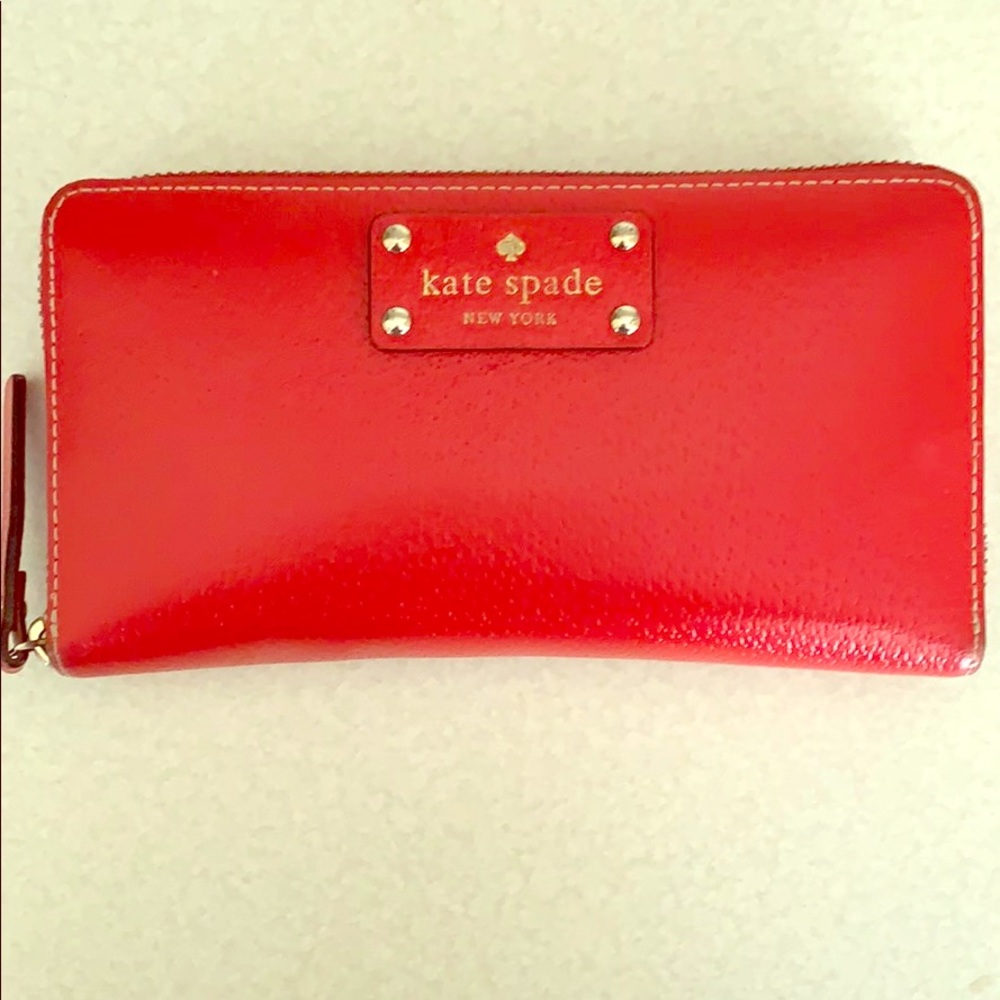 Kate Spade Neda Wellesley Leather Wallet in Red